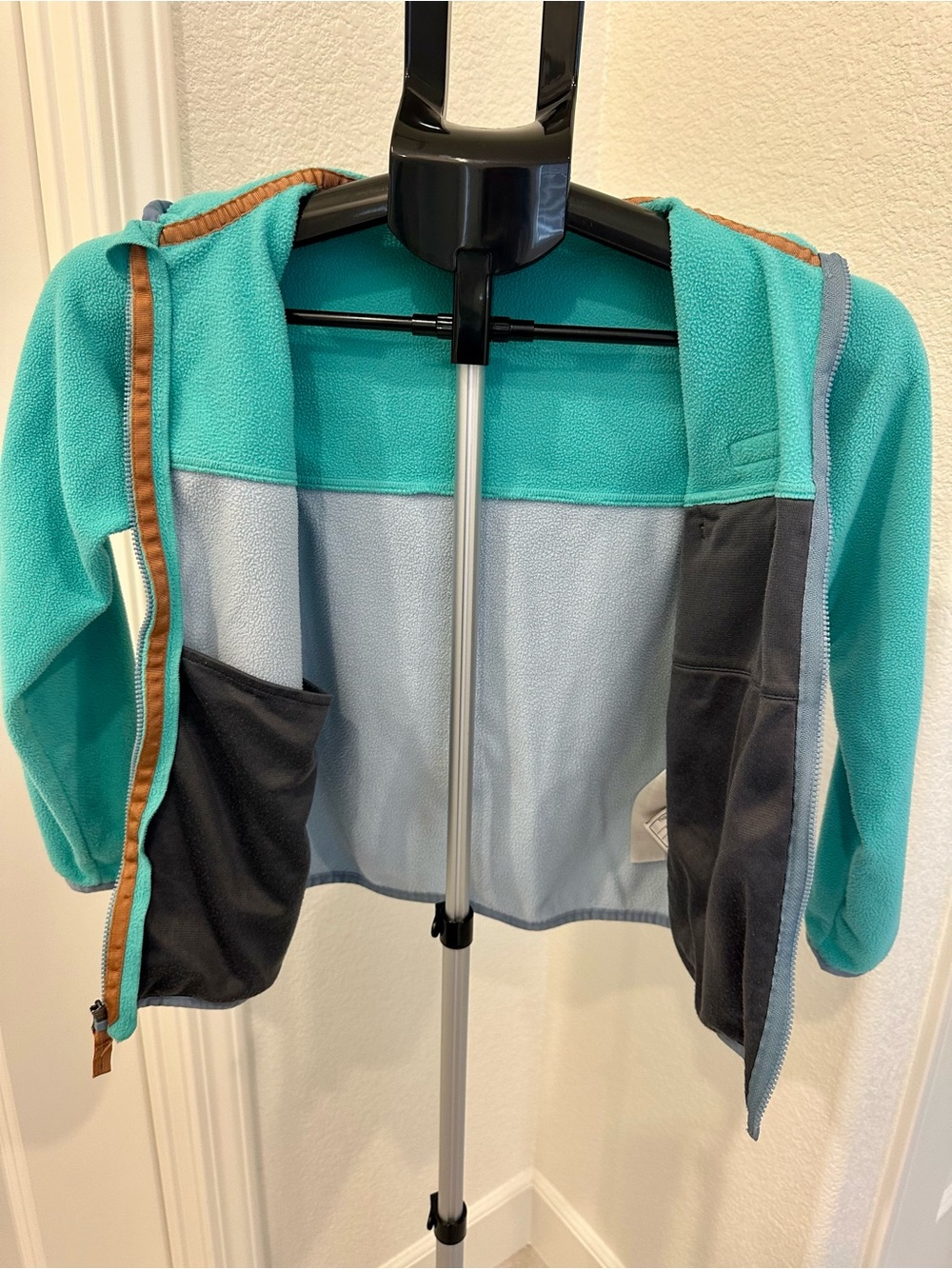 Patagonia Kids' Micro D Snap-T Fleece Jacket in Aqua size S - Picture 6 of 11